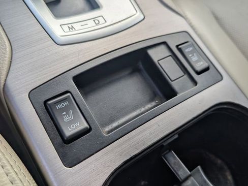 Used 2013 Subaru Outback 2.5i Limited w/ Popular Pkg 3 image 32