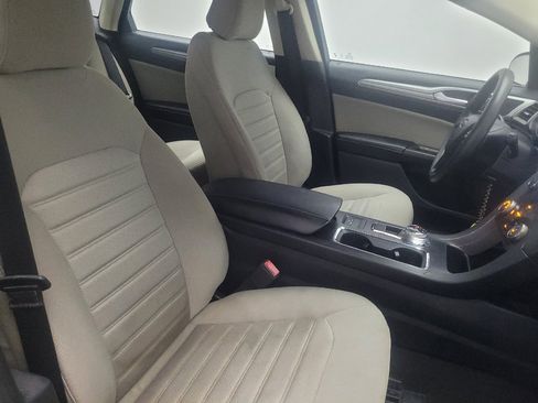 Used 2020 Ford Fusion S FWD image 21