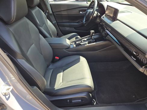 Used 2024 Honda Accord Sport image 27