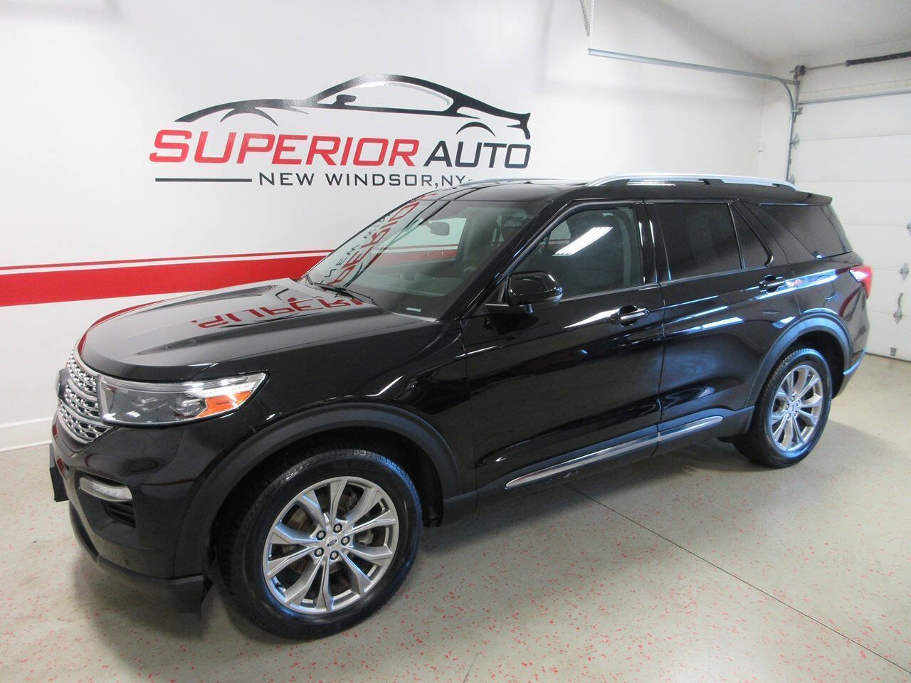 Used 2021 Ford Explorer Limited w/ Equipment Group 301A AWD/4WD image 1