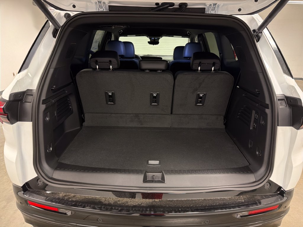 New 2026 Buick Enclave Sport Touring w/ Power Package FWD image 18