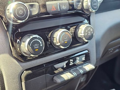New 2026 RAM 1500 Warlock AWD/4WD image 13