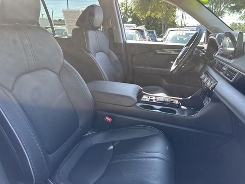 Used 2023 Honda Pilot Elite image 13