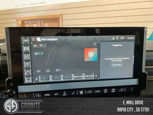 Used 2025 GMC Hummer EV 2X w/ LPO, Illumination Package image 14