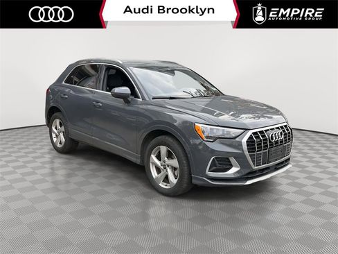Used 2022 Audi Q3 2.0T Premium image 1