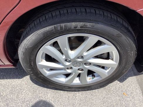 Used 2012 MAZDA MAZDA5 Sport FWD image 19