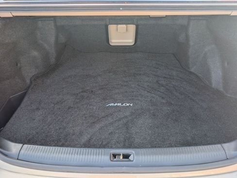 Used 2004 Toyota Avalon XL w/ Option Pkg 1 FWD image 26