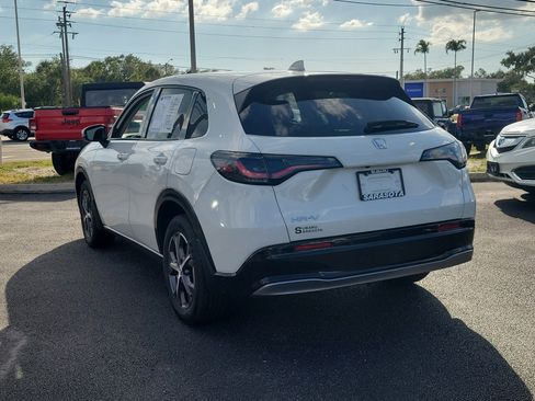 Used 2024 Honda HR-V EX-L image 4