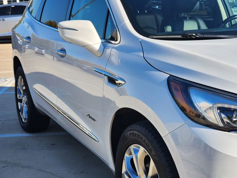 Used 2019 Buick Enclave Avenir w/ Avenir Technology Package image 8