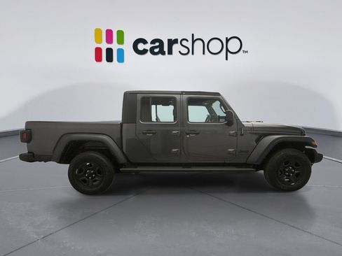 Used 2022 Jeep Gladiator Sport AWD/4WD image 6