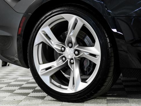 Used 2019 Chevrolet Camaro SS RWD image 55