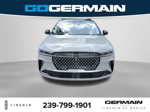 New 2026 Lincoln Nautilus Reserve AWD/4WD image 3