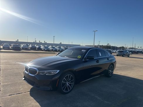 Used 2021 BMW 330i Sedan w/ Convenience Package image 5
