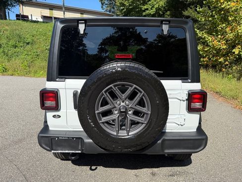 New 2025 Jeep Wrangler Unlimited Sport image 8