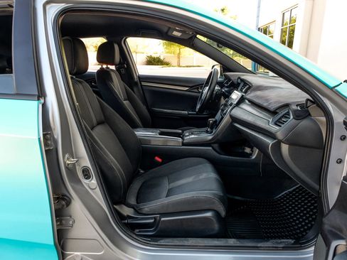 Used 2017 Honda Civic Sport image 37