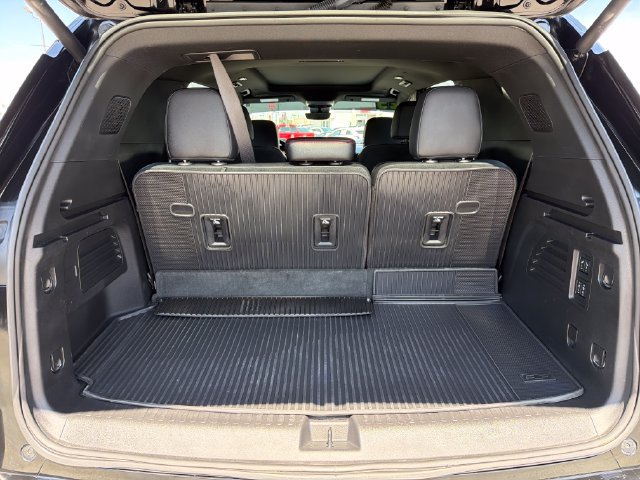Used 2025 Chevrolet Traverse RS w/ LPO, Floor Liner Package FWD image 29