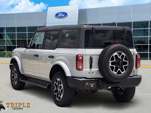 New 2026 Ford Bronco Outer Banks AWD/4WD image 4
