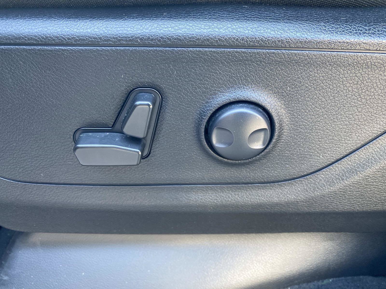 Used 2022 RAM 1500 Big Horn RWD image 24