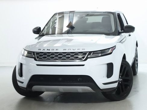 Used 2020 Land Rover Range Rover Evoque SE image 3