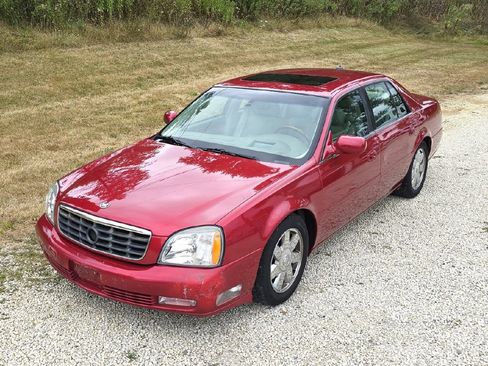 Used 2003 Cadillac De Ville DTS w/ Premium Luxury Package image 1