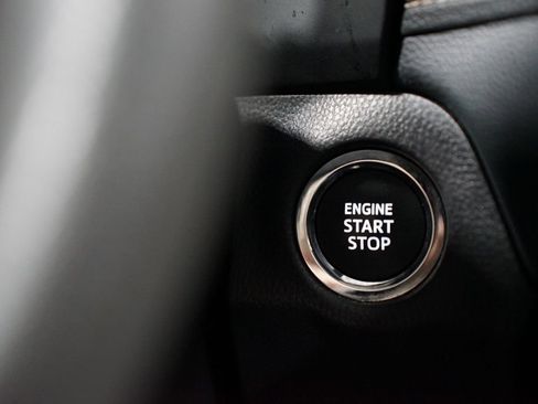Certified 2024 Toyota RAV4 XLE FWD image 23