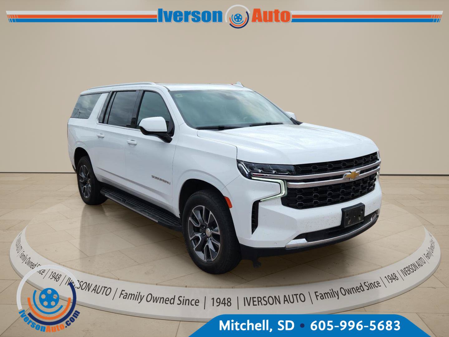 Used 2023 Chevrolet Suburban LS w/ Max Trailering Package AWD/4WD image 3