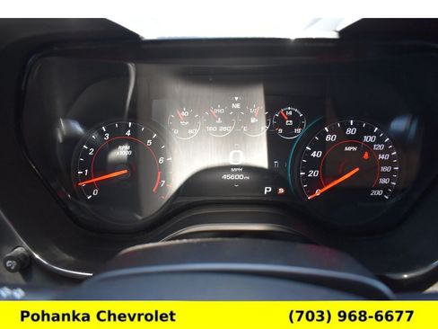 Used 2018 Chevrolet Camaro SS RWD image 9