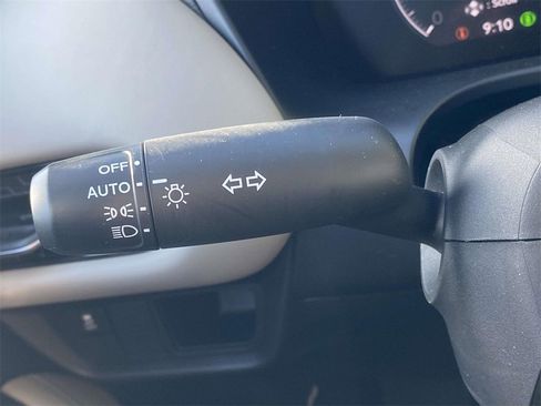 Certified 2024 Honda HR-V EX-L image 19