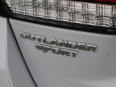 Used 2024 Mitsubishi Outlander Sport ES image 37