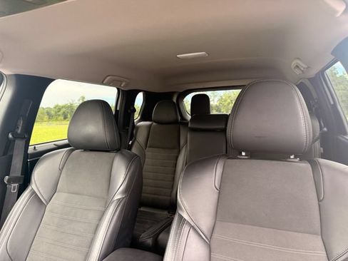 Used 2024 Mitsubishi Outlander AWD image 12