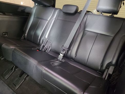 Used 2020 Ford Expedition XLT w/ Equipment Group 202A image 21