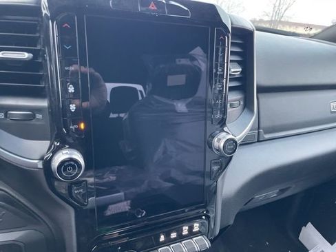 Used 2025 RAM 2500 Big Horn image 6