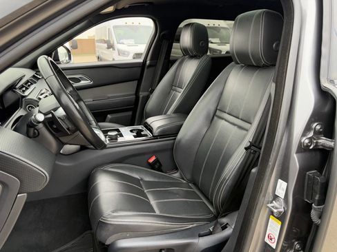 Used 2018 Land Rover Range Rover Velar S image 27