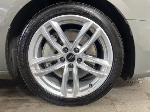 Used 2023 Audi A4 2.0T Premium w/ Convenience Package image 9