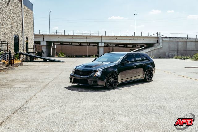 Used 2014 Cadillac CTS V RWD image 39