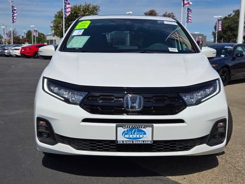 Certified 2026 Honda Odyssey Touring image 2