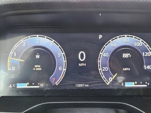Used 2023 Jeep Grand Cherokee Limited AWD/4WD image 10