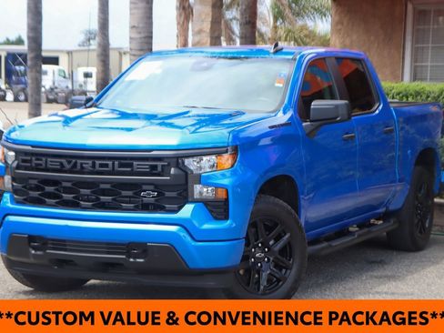 Used 2025 Chevrolet Silverado 1500 Custom w/ Turbomax Blackout Package AWD/4WD image 4
