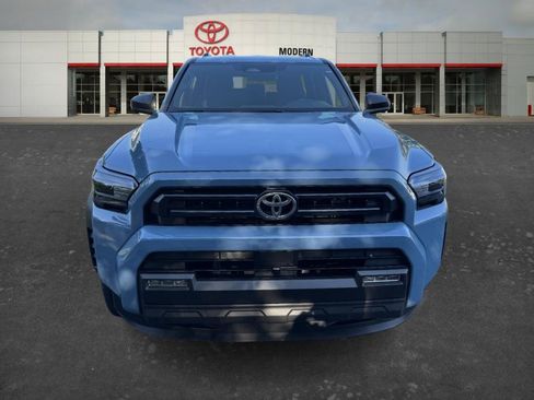 Certified 2026 Toyota 4Runner SR5 AWD/4WD image 2