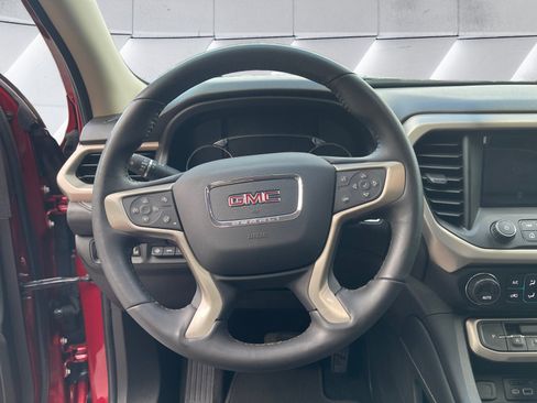 Used 2021 GMC Acadia Denali w/ Denali Ultimate Package AWD/4WD image 13