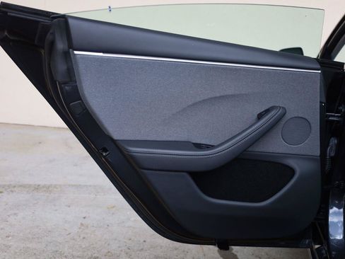 Used 2024 Tesla Model 3 Long Range RWD image 17