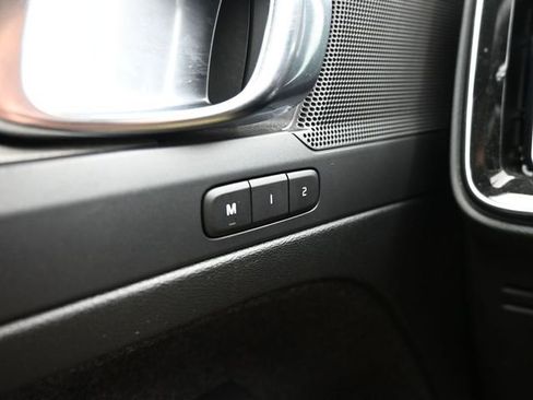 Used 2023 Volvo XC40 B5 Plus w/ Driver Assist Package image 30