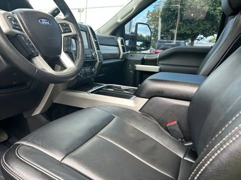 Used 2020 Ford F350 Lariat w/ Lariat Ultimate Package AWD/4WD image 21