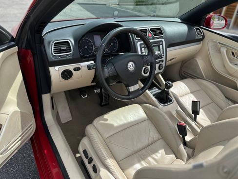 Used 2007 Volkswagen Eos 2.0T image 36