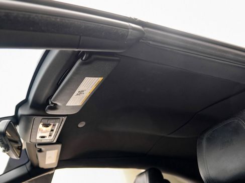 Used 2011 BMW M3 Convertible RWD image 34