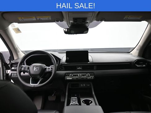 Used 2025 Honda Pilot Touring image 30