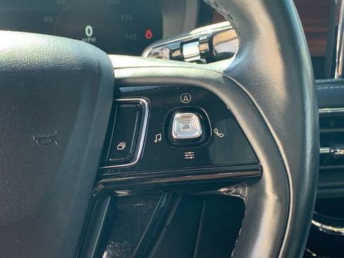 Used 2022 Lincoln Corsair Reserve w/ Elements Package image 32