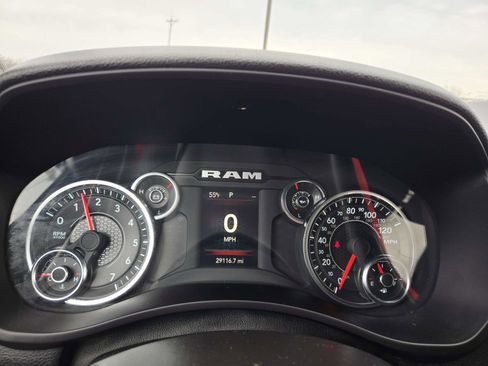 Used 2024 RAM 2500 Tradesman w/ Chrome Appearance Group image 26