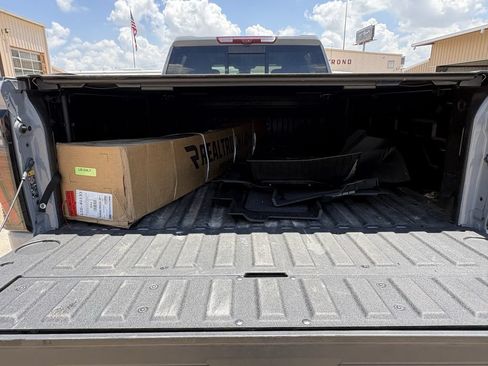 Used 2024 GMC Sierra 2500 AT4 w/ AT4 Premium Plus Package AWD/4WD image 28