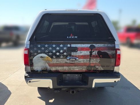 Used 2016 Ford F250 Lariat w/ Lariat Ultimate Package AWD/4WD image 4